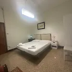 Rosa Casa de hóspedes *