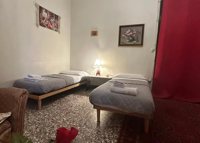 Rosa Πανσιόν Βενετία