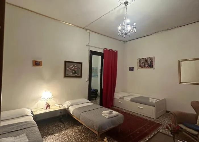 Rosa Πανσιόν *