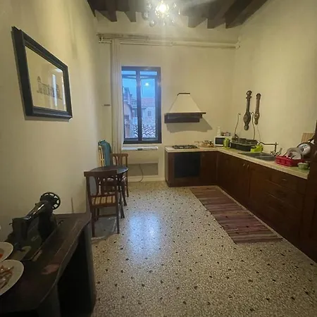 בית הארחה Rosa *